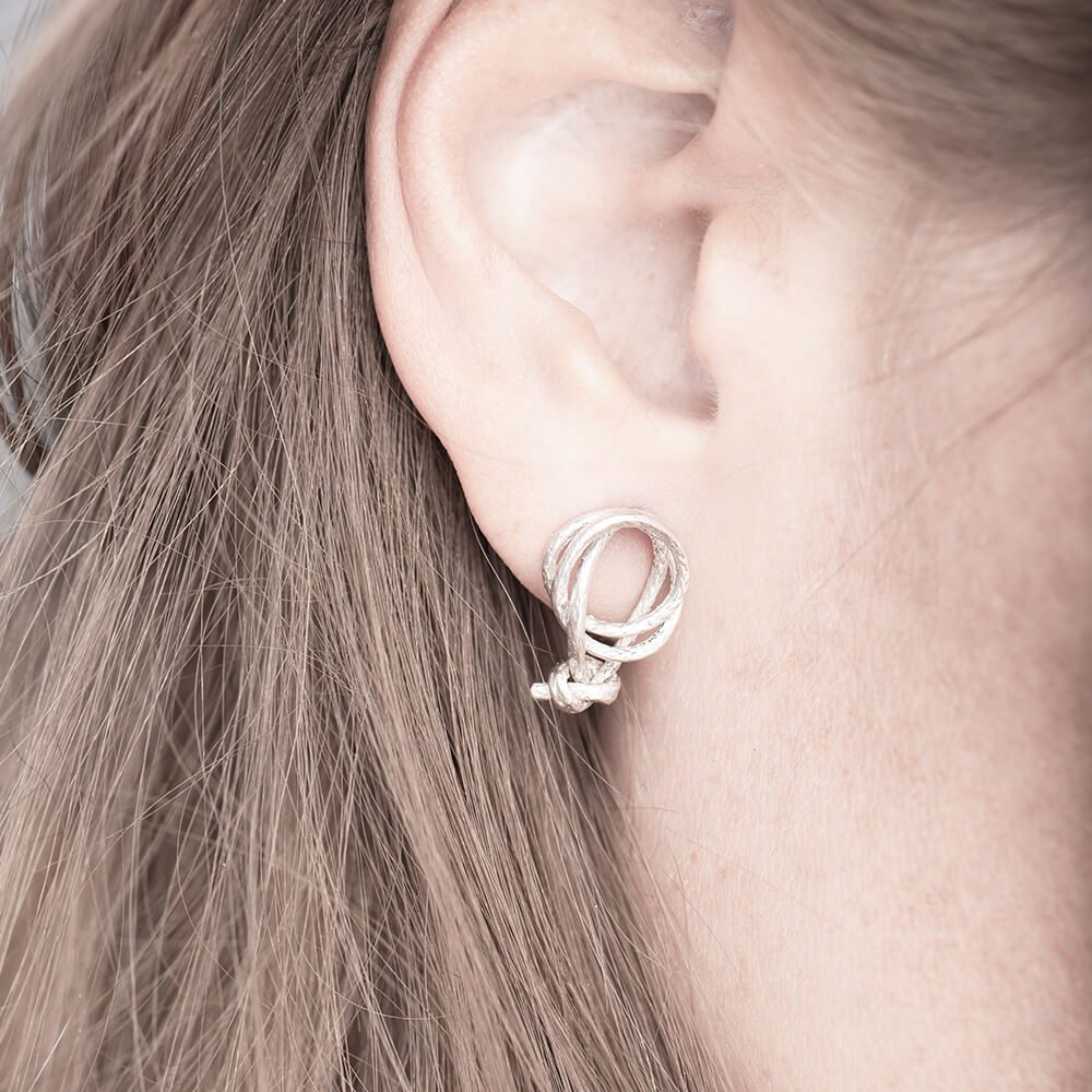 Handmade sterling silver earring, wrope knot